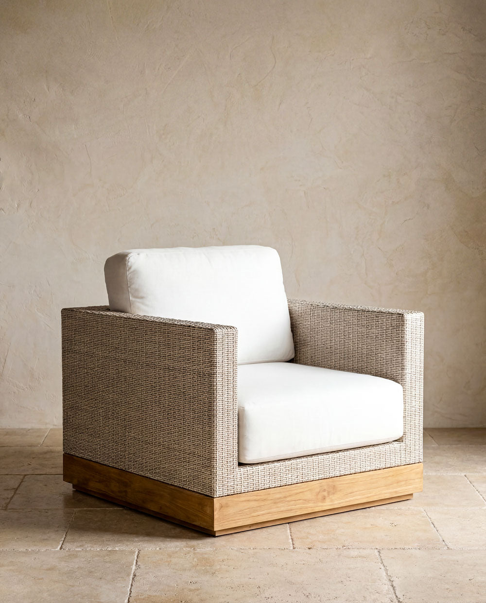 Atlas Lounge Chair